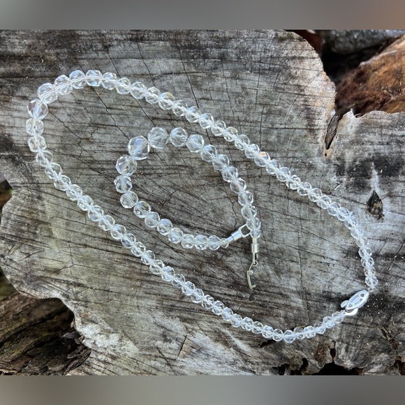 Vintage Cut Crystal Necklace & Bracelet Set – Elegant Retro Jewelry - Picture 4 of 11